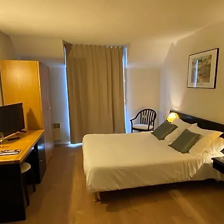 Hotel Le Relais De Castelnau 3*